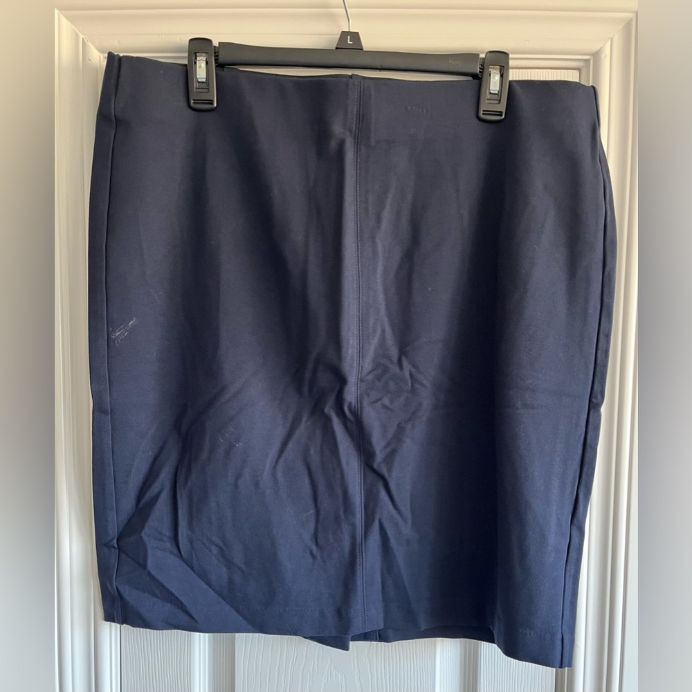 Women’s straight navy skirt